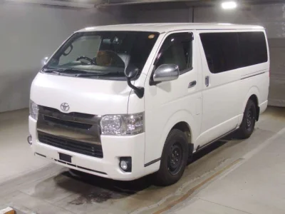 Toyota HiAce Van