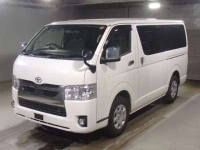 Toyota HiAce Van