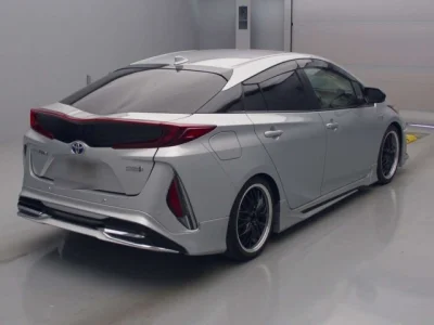 Toyota Prius PHV