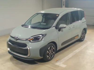 Toyota Sienta
