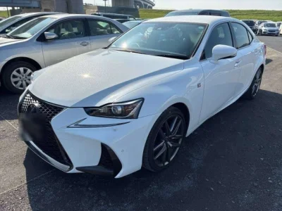 Lexus IS