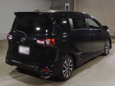Toyota Sienta