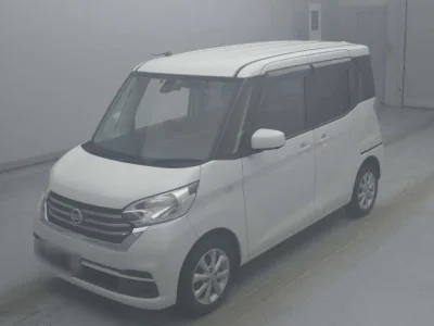 Nissan Dayz Roox