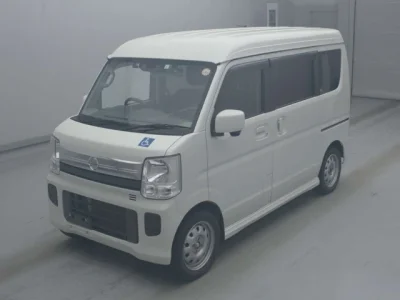 Nissan CLIPPER RIO