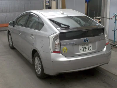 Toyota Prius PHV