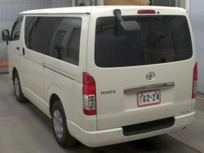 Toyota HiAce Van
