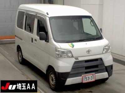 Toyota Pixis Van