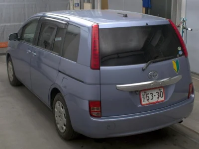 Toyota Isis