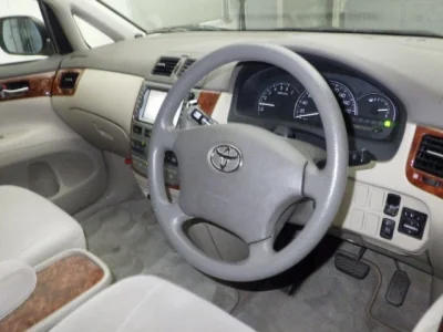 Toyota Ipsum