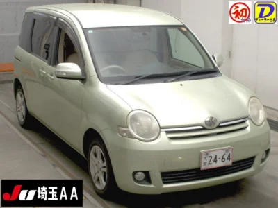 Toyota Sienta