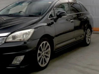 Toyota Mark X Zio