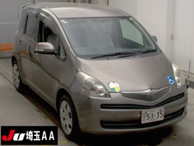 Toyota Ractis