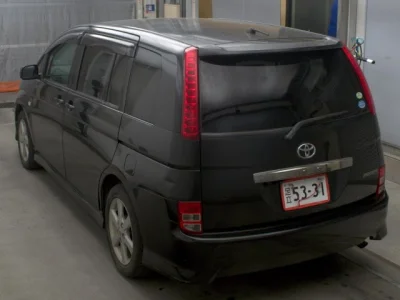 Toyota ISIS