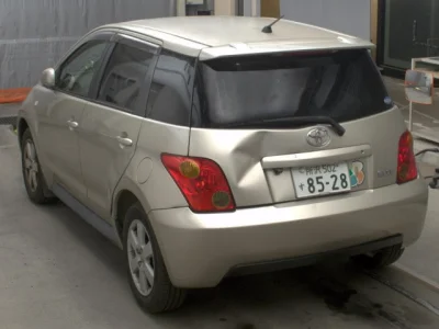 Toyota IST
