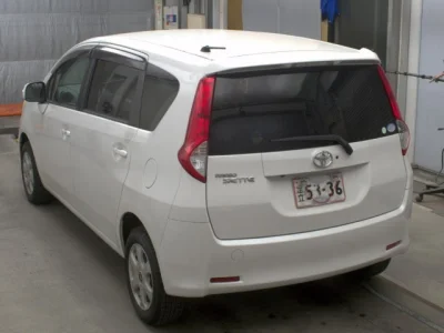 Toyota Passo Sette