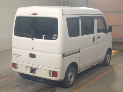 Mitsubishi Minicab Van
