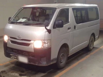 Toyota HiAce Van