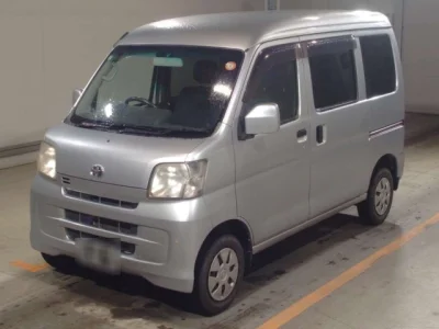 Toyota Pixis Van