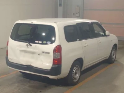 Toyota SUCCEED
