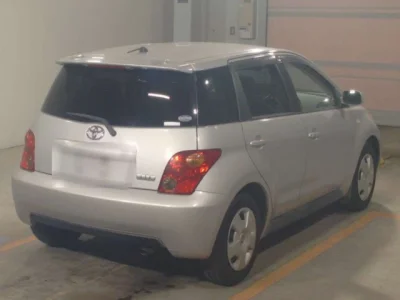 Toyota Ist