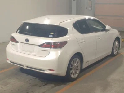 Lexus CT200h