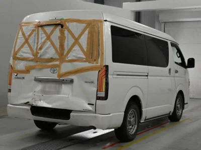 Toyota HiAce Van