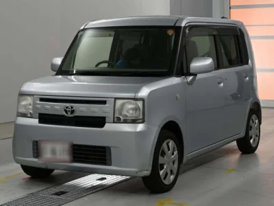 Toyota Pixis Space