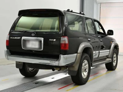 Toyota HILUX SURF