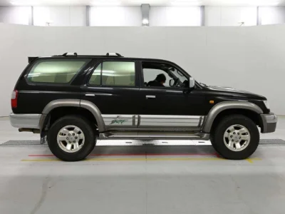 Toyota HILUX SURF