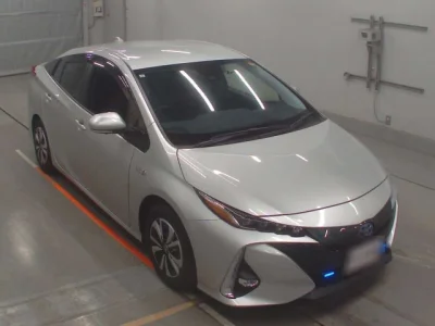 Toyota Prius PHV
