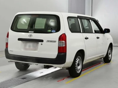 Toyota Succeed