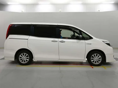 Toyota ESQUIRE
