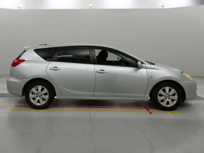 Toyota Caldina