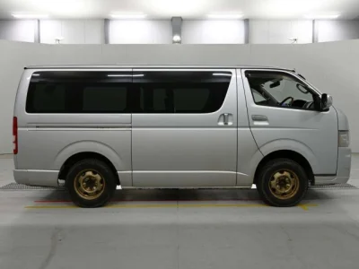 Toyota RegiusAce