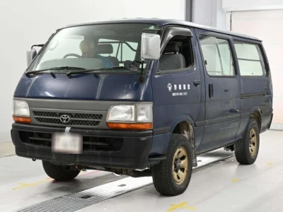Toyota HiAce Van