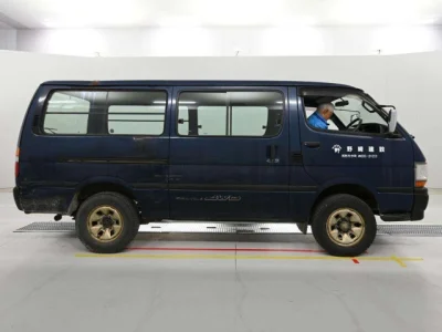 Toyota HiAce Van