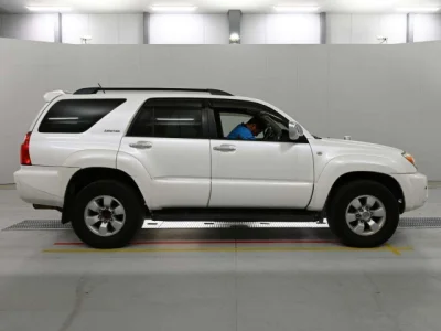 Toyota HILUX SURF