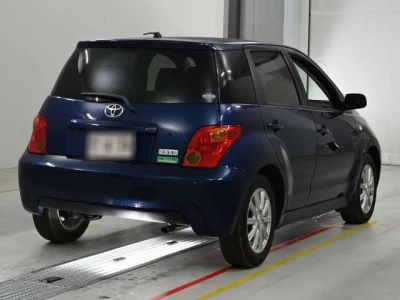 Toyota Ist