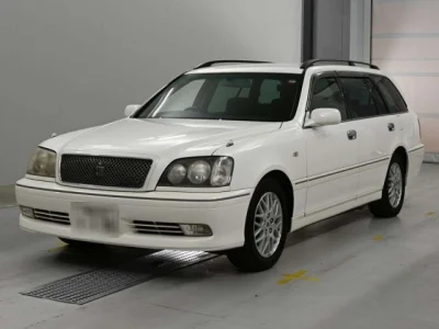 Toyota Crown Estate
