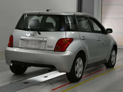 Toyota IST