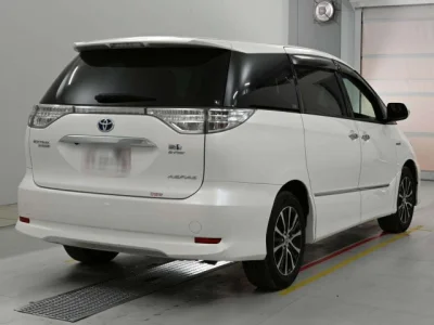 Toyota ESTIMA HYBRID