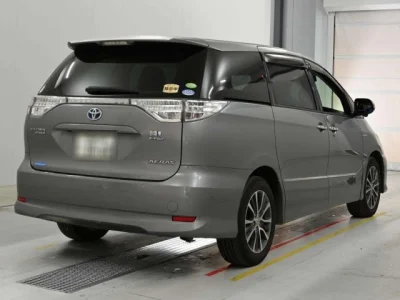 Toyota Estima Hybrid
