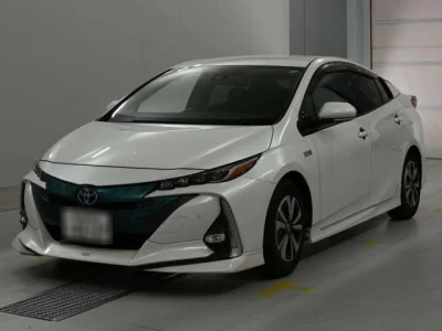 Toyota Prius PHV