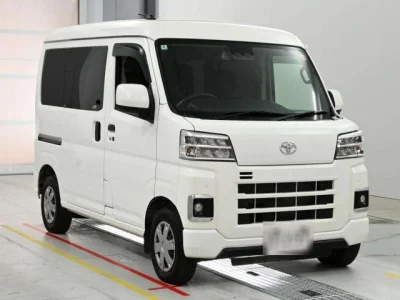 Toyota Pixis Van