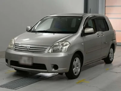 Toyota Raum