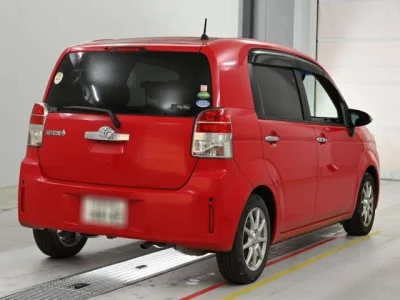 Toyota Spade