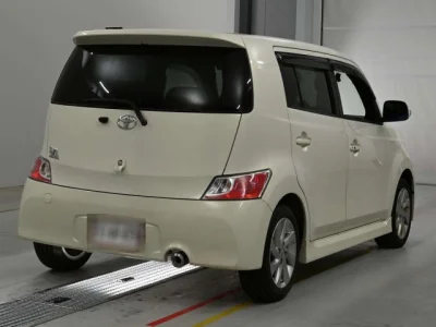 Toyota bB