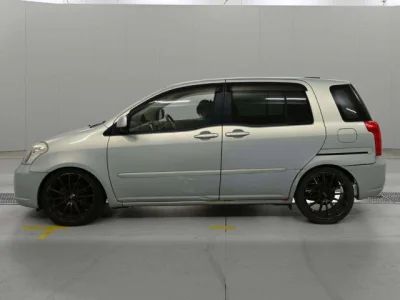 Toyota Raum