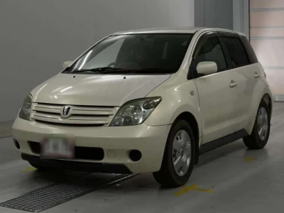 Toyota Ist