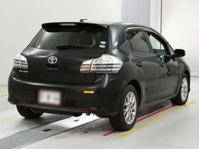 Toyota BLADE
